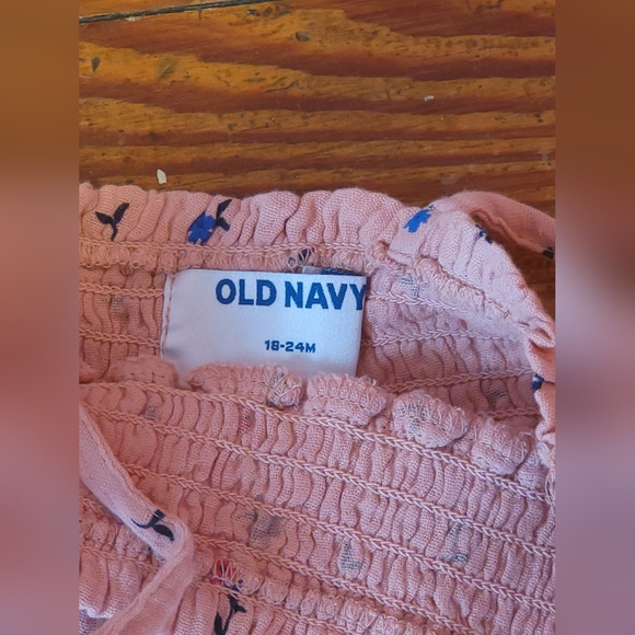 Smocked floral print top 18-24 month - Picture 2 of 3